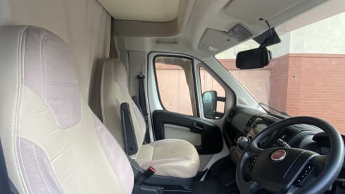 6 berth Roller Team alcove from 2017