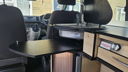 Gary – T6 Grey VW Campervan 2017