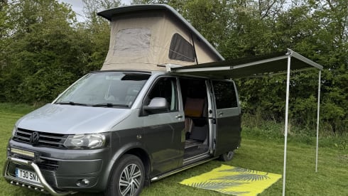 T30 Explorer – 4 berth Volkswagen campervan 
