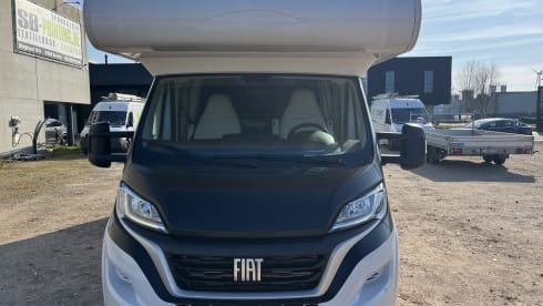 Sky Free  – 4p Fiat alcove from 2024