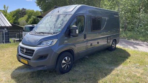 2p Weinsberg bus uit 2015