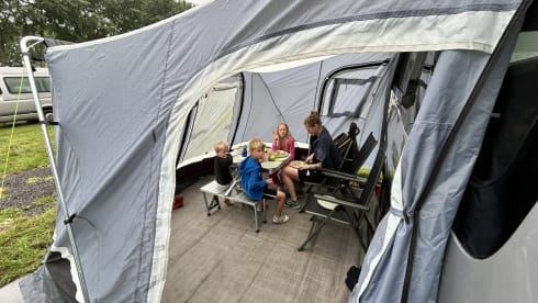 5 to 6 person self-build bus camper Mercedes Sprinter automatic.