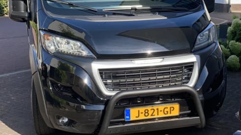 New Bus Camper Tourne Black edition (Peugeot Boxer) with all options