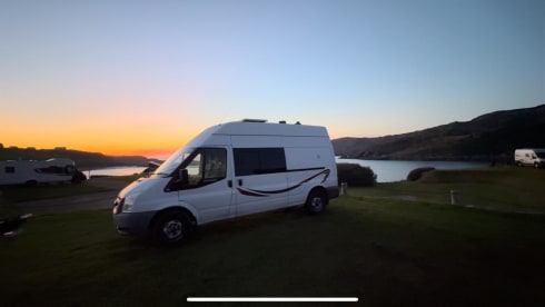 Fern the Ford Transit – 🚐✨ Meet Fern – Your Home on Wheels for the Ultimate Getaway! ✨🚐
