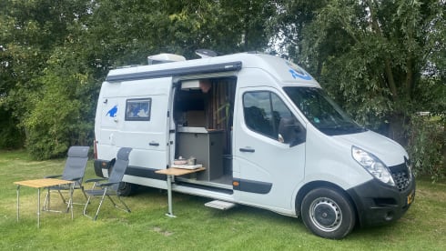 ORBIS – 2p Renault bus from 2018 Travel case built for convenience. none like this