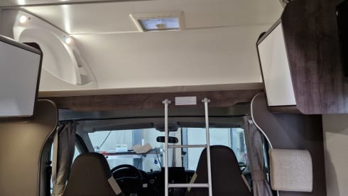 Yoshi – Benimar S 340 ES