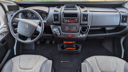 Sunliving S 70SL – NEW! Spacious and comfortable (2021)  