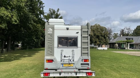 Knausiee – Nicely furnished family camper