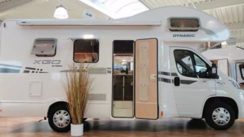 A-type – Compact young camper; very fully equipped