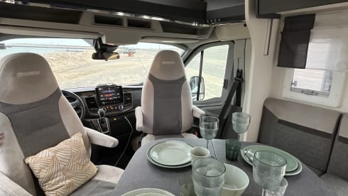 Chausson Titanium – CHAUSSON 777GA PREMIUM TITANIUM 2023 AUTOMATIC FULLY UTGEREST
