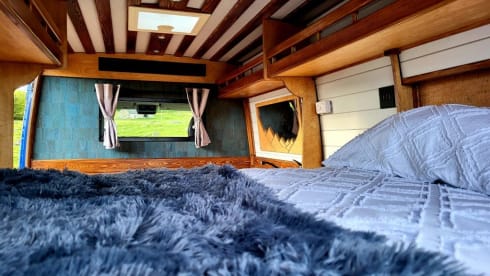 Stunning cosy Edinburgh camper, perfect for exploring Scotland