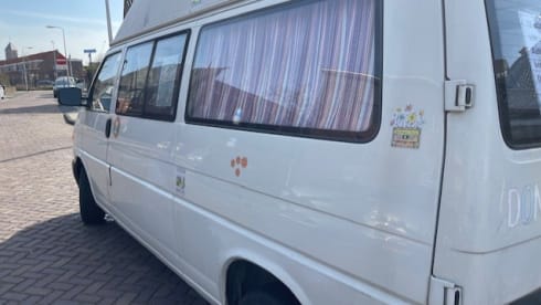 Zweisitziger Volkswagen-Bus von 1996