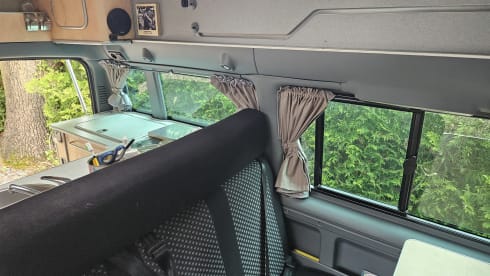 De Nugget – 4p Ford bus from 2008