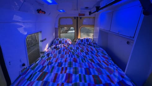 Camperlance – Cozy two-person self-built camper (old ambulance)