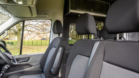 Dark night – 4 berth Volkswagen campervan from 2021