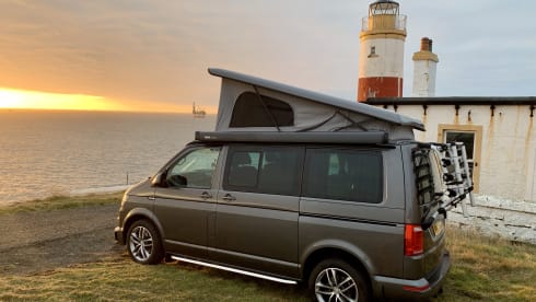 Skye – 4 berth Volkswagen Campervan 