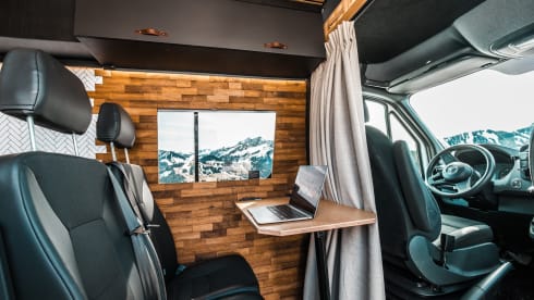 4p Mercedes-Benz bus from 2019