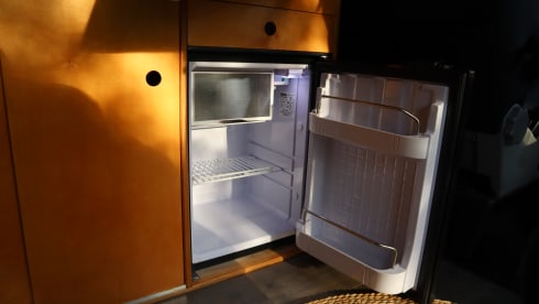 Volkswagen t5 campervan 