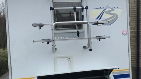 5-6 p cozy, compact family camper Fiat Alcove.