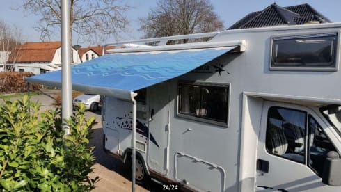 Pèpè – Very neat and spacious camper