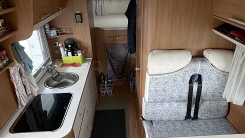 COMFORT IN CAMPER, MANSARDATO 6 POSTI 