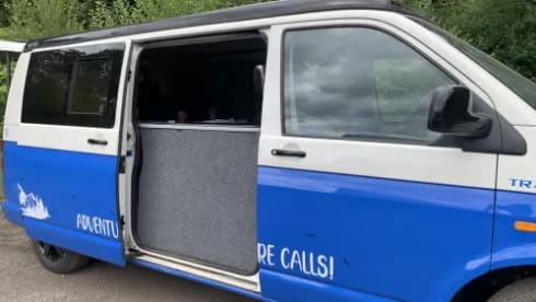 Sky – 4 berth Volkswagen Transporter campervan 