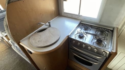 6 berth Ford semi-integrated from 2005