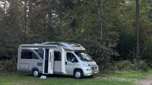 4p Bürstner semi-intégré de 2015