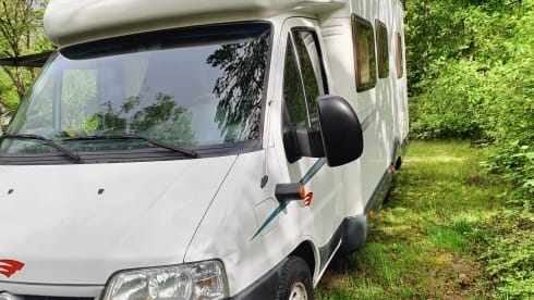 4p Fiat semi-integrated uit 2003
