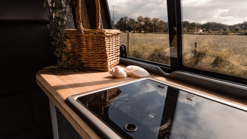 COOPER THE CAMPER – 2016 Volkswagen Camper