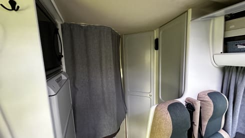 4p Chausson semi-integrated from 2001