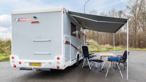 4p Challenger semi-integrated uit 2017