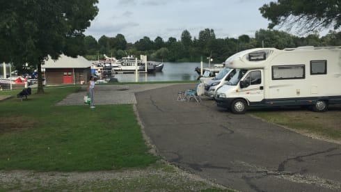 CAMPER FOR FAMILIES MAX 4 PEOPLE