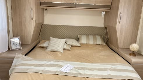 Rapido – Modern 4p Rapido 696F premium edition