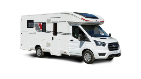Roller Team 266 TL – Modern motorhome (2022) with luxurious queen-size bed and separate wellness area.