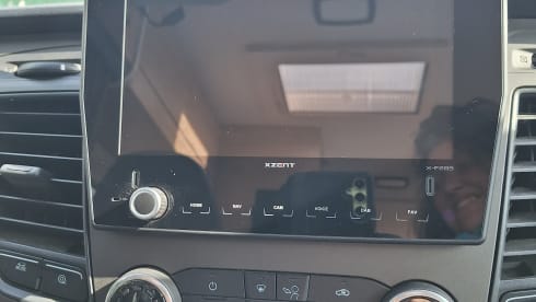 Charlie – 3p Ford Challenger semi-integraal uit 2023