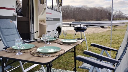 4p Adria Mobil integrated uit 2015