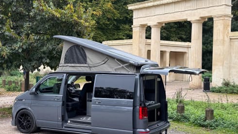 Vincent  – 4 berth Volkswagen campervan from 2022