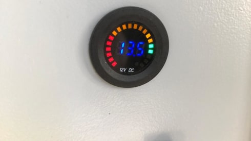 Noeste bus – 4p Volkswagen campervan uit 2015