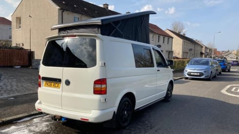 Stormtrooper – 3 berth Volkswagen campervan T5