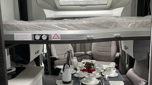 5. Amigo – Luxury Motorhome Benimar Mileo 268 Northautokap for rent!
