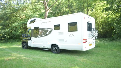 Swift 486 – Swift Edge 486 Black Edition, 6 Berth Motorhome With Bike Rack