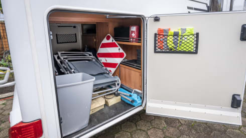 Happy Hymer family camper (automatic) for 4 people B driving license
