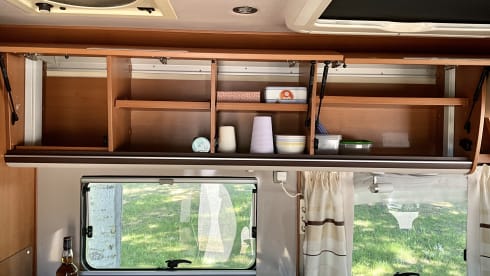 Bronx Explorer – 4p Niesmann + Bischoff integrated uit 2011
