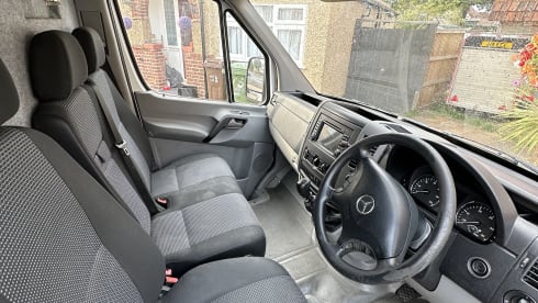 Lil Jem – *OFF GRID* Tiny Home -2 berth Mercedes Sprinter