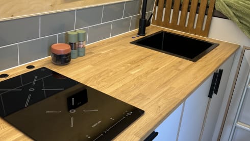 Bespoke Mercedes Sprinter Campervan. Fully Equipped for Ultimate Adventure