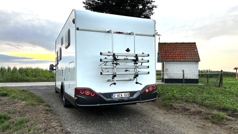 Spacious mobile home with all comfort