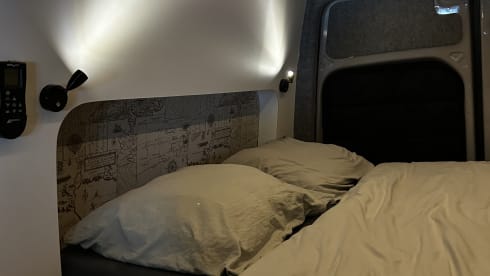 Time Out Campers – 2p Mercedes-Benz bus from 2010