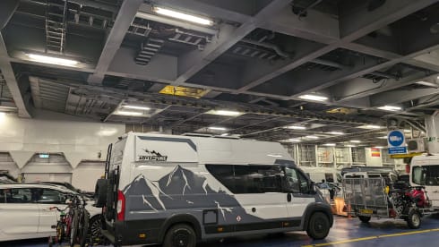 Perfect adVANtures – Brand new! Luxury campervan, suitable for up to 5 persons
