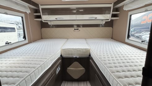 McLouis 873 – 5p McLouis integrated uit 2025